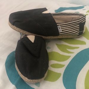 Toms espadrilles
